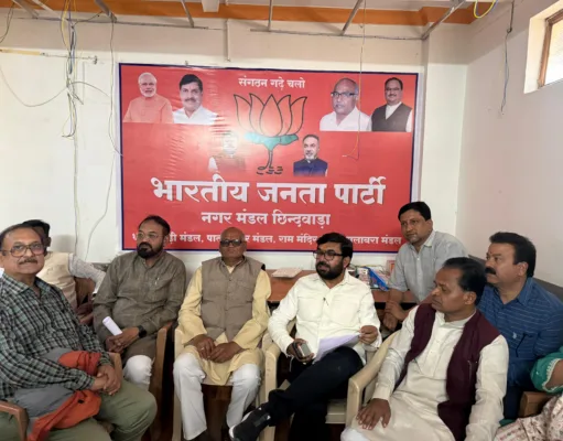सांसद बंटी विवेक साहू ने सुनी लोगों की समस्याएं और किया निराकरण