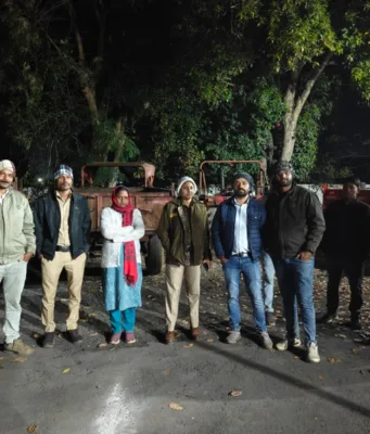 लोहांगी में नदी से रेत के अवैध उत्खनन/परिवहन करते 5 वाहन जप्त