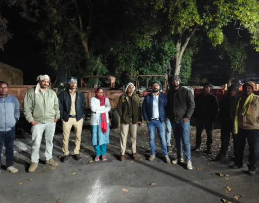 लोहांगी में नदी से रेत के अवैध उत्खनन/परिवहन करते 5 वाहन जप्त