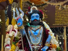 महाशिवरात्रि में श्री महाकाल मोक्षधाम मंदिर में उमड़ा भक्तों का जनसैलाब