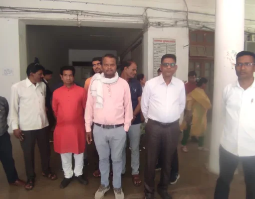 छिंदवाड़ा जनपद पंचायत के SDO आर.पी. सोनी पर रिश्वत मांगने के आरोप, सरपंच-सचिवों ने कलेक्टर से की शिकायत