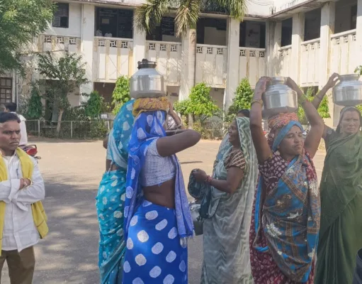 छिंदवाड़ा: चौरा डोंगरी और कुर्सी डोबरा में पेयजल व सड़क समस्या, ग्रामीणों ने कलेक्टर से की तत्काल कार्रवाई की मांग