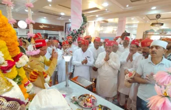 श्रद्धा और आस्था का अद्भुत संगम: झूलेलाल जन्मोत्सव पर उमड़ा जनसैलाब, शेषराव यादव ने किया पूजन-अर्चन