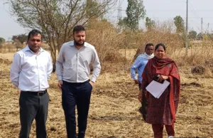 कलेक्टर ने किया फसल सत्यापन व उपार्जन केंद्रों का निरीक्षण