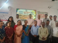 सहायक आयुक्त ने ली प्राचार्यों की समीक्षा बैठक