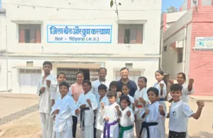 एम.पी. स्पोर्ट्स कराते प्रतियोगिता के लिए छिंदवाड़ा से टीम रवाना