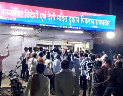 पीपला शराब दुकान मामले में गरमाया माहौल, दो दिन की मोहलत के बाद चक्काजाम की चेतावनी