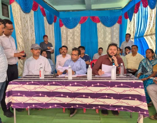 कलेक्टर ने ग्राम खमारपानी में लगाई चौपाल
