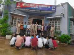 जुआ फड़ में पुलिस की दबिश 18 आरोपी धराए