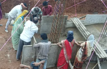 दीपक के संरक्षण में हो रहा घटिया निर्माण…