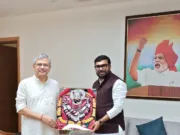रेल सुविधाओं के विस्तार के लिए सांसद बंटी विवेक साहू रेलमंत्री अश्विनी वैष्णव से मिले