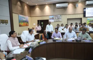 प्रत्येक शुक्रवार को दौरे पर रहेंगे अधिकारी – मुख्यमंत्री डॉ. यादव