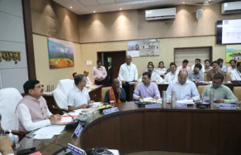 प्रत्येक शुक्रवार को दौरे पर रहेंगे अधिकारी – मुख्यमंत्री डॉ. यादव