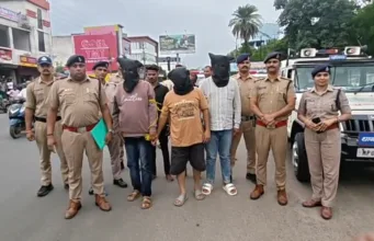 छिंदवाड़ा हनीट्रैप गिरोह का भंडाफोड़, दो महिलाओं सहित पांच गिरफ्तार