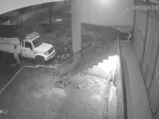 चौरई में पिकअप के टायर चोरी, CCTV में संदिग्ध कैद…