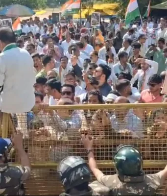 Chhindwara वोटर लिस्ट पर कांग्रेस का प्रदर्शन