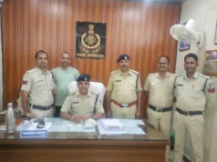 सूने मकान से लाइसेंसी रिवाल्वर और कारतूस चुराने वाले 3 शातिर आरोपी गिरफ्तार