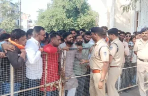 गरबा में अश्लीलता और पाश्चात्य थीमों पर रोक लगे – VHP