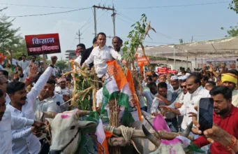 विशाल किसान आंदोलन में जमकर गरजे नकुलनाथ