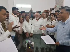 कांग्रेस कार्यकर्ता से मारपीट का मामला: नकुलनाथ ने ASP को सौंपा ज्ञापन, 3 दिन का अल्टीमेटम