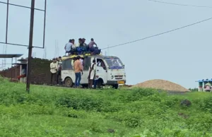मैजिक ऑटो में स्कूली बच्चों के परिवहन को लेकर प्रशासन सख्त