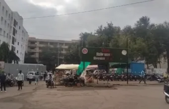 छिंदवाड़ा: मां पर तेंदुए ने किया हमला, जान की परवाह किए बिना 25 मिनट तक भिड़ा बेटा; बचाई मां की जान